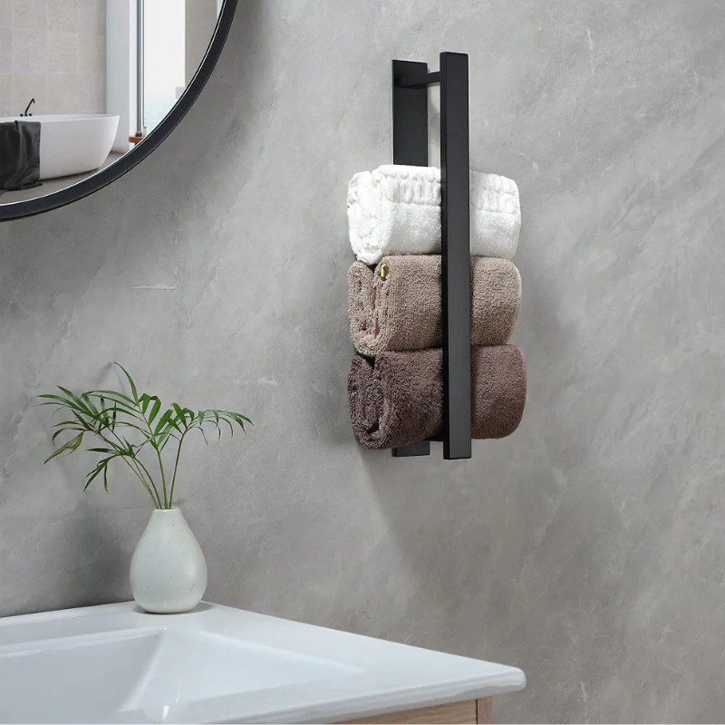 Organisez votre salle de bain avec un porte serviette mural