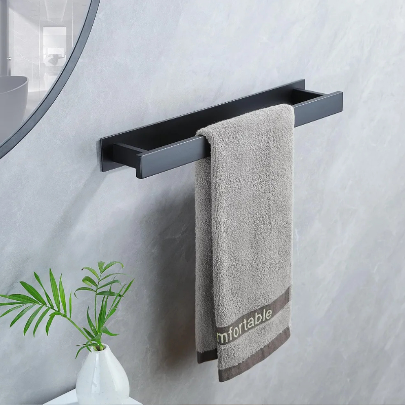Porte serviette mural en métal noir – Élégance et solidité