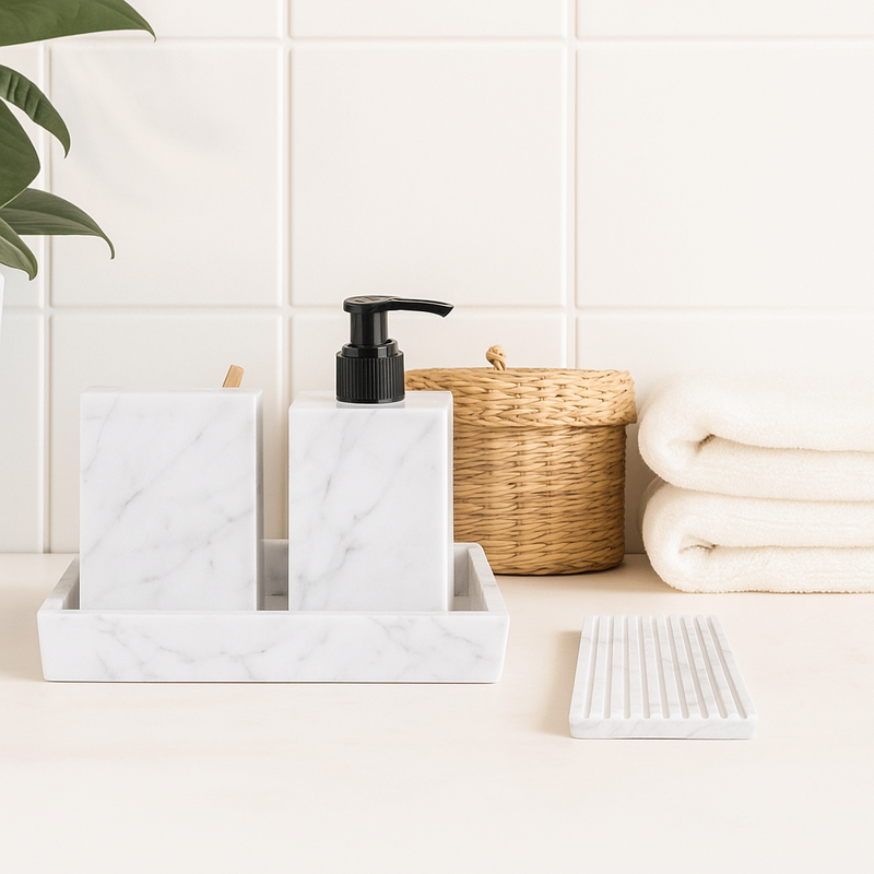 Ensemble accessoires salle de bain en marbre blanc  luxe
