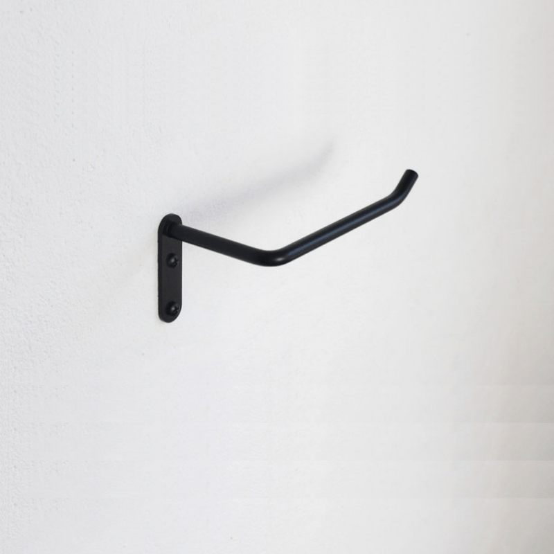 Decouvrez porte papier toilette en metal noir.
