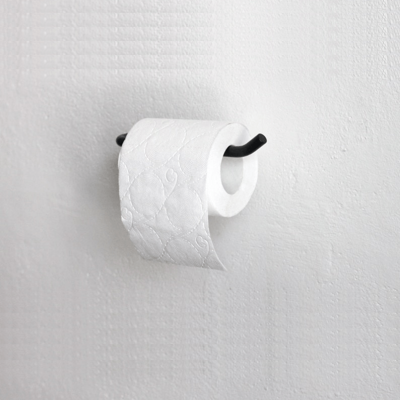 porte papier toilette en métal moderne et robustesse. 