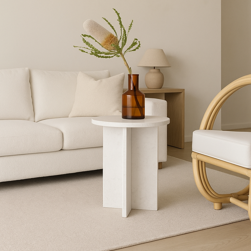 Table de chevet en marbre inspirée du style IKEA au Maroc