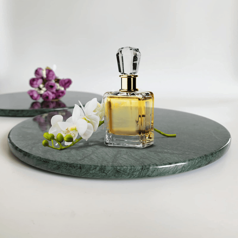 Plateau rond en marbre vert pour decorer votre salle de bain